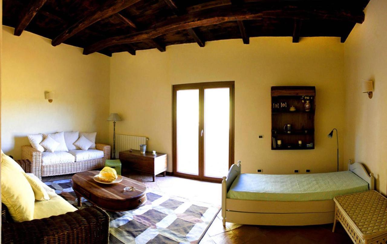 Agriturismo Borgo Serafino マンゴーネ エクステリア 写真